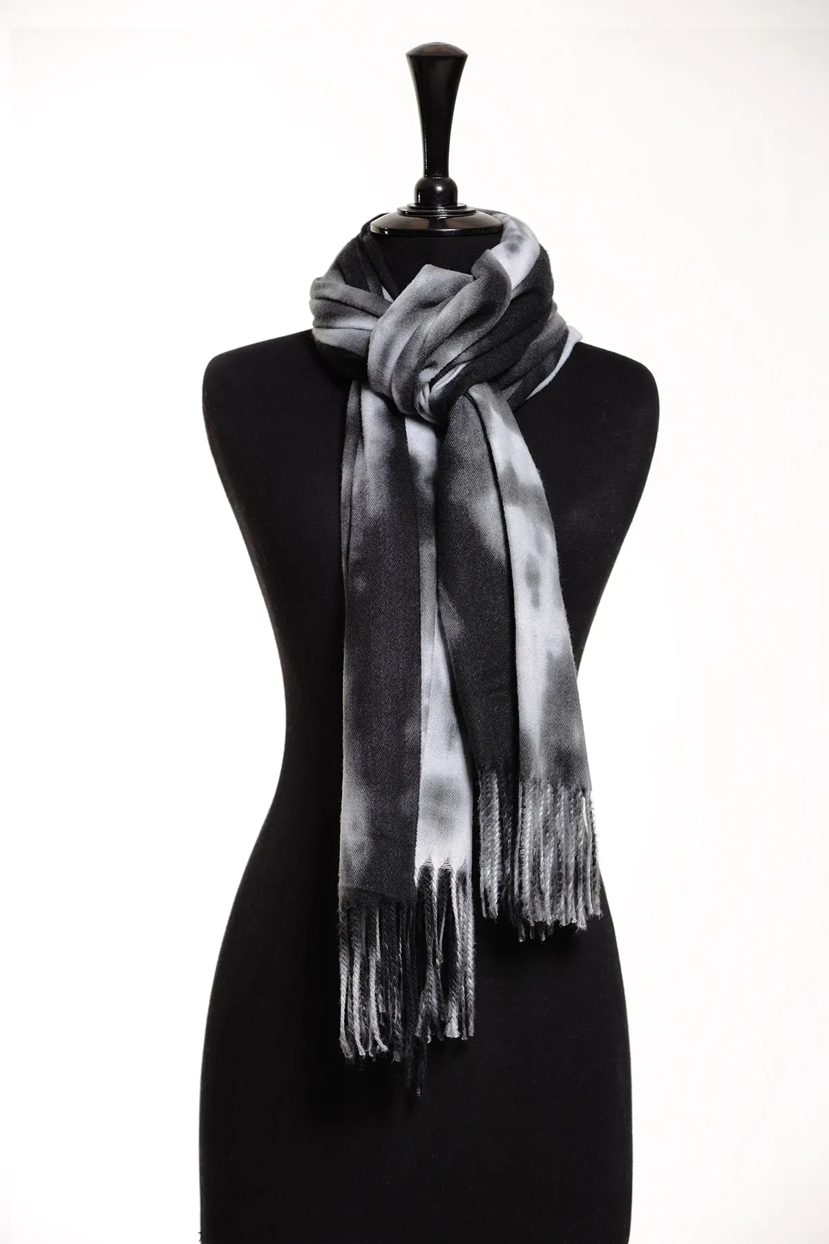 428612103-Women Shawl-W22