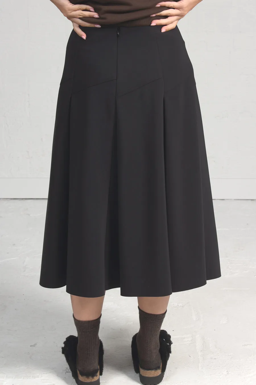 Bonded Tech Jersey Spadina Skirt - black - - 30% off