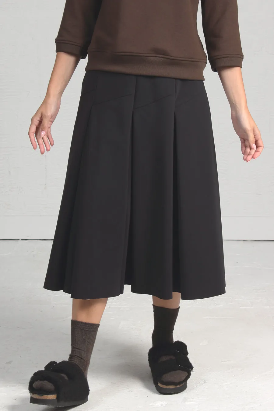 Bonded Tech Jersey Spadina Skirt - black - - 30% off