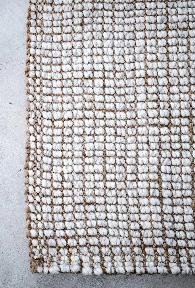 COASTAL NATURAL BEIGE WOOL AND JUTE FLOOR RUG