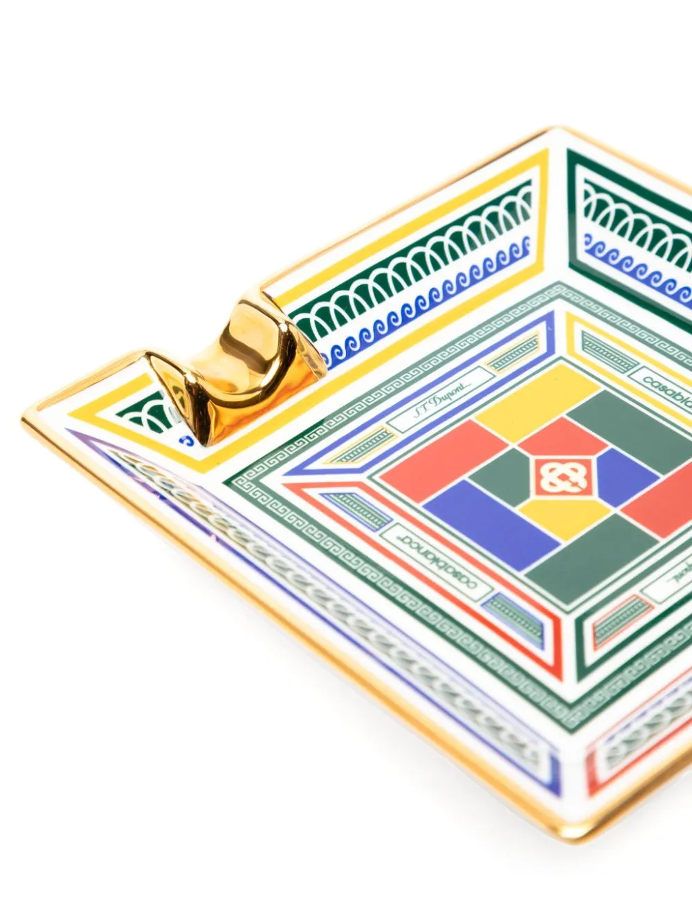 contrasting-pattern ashtray