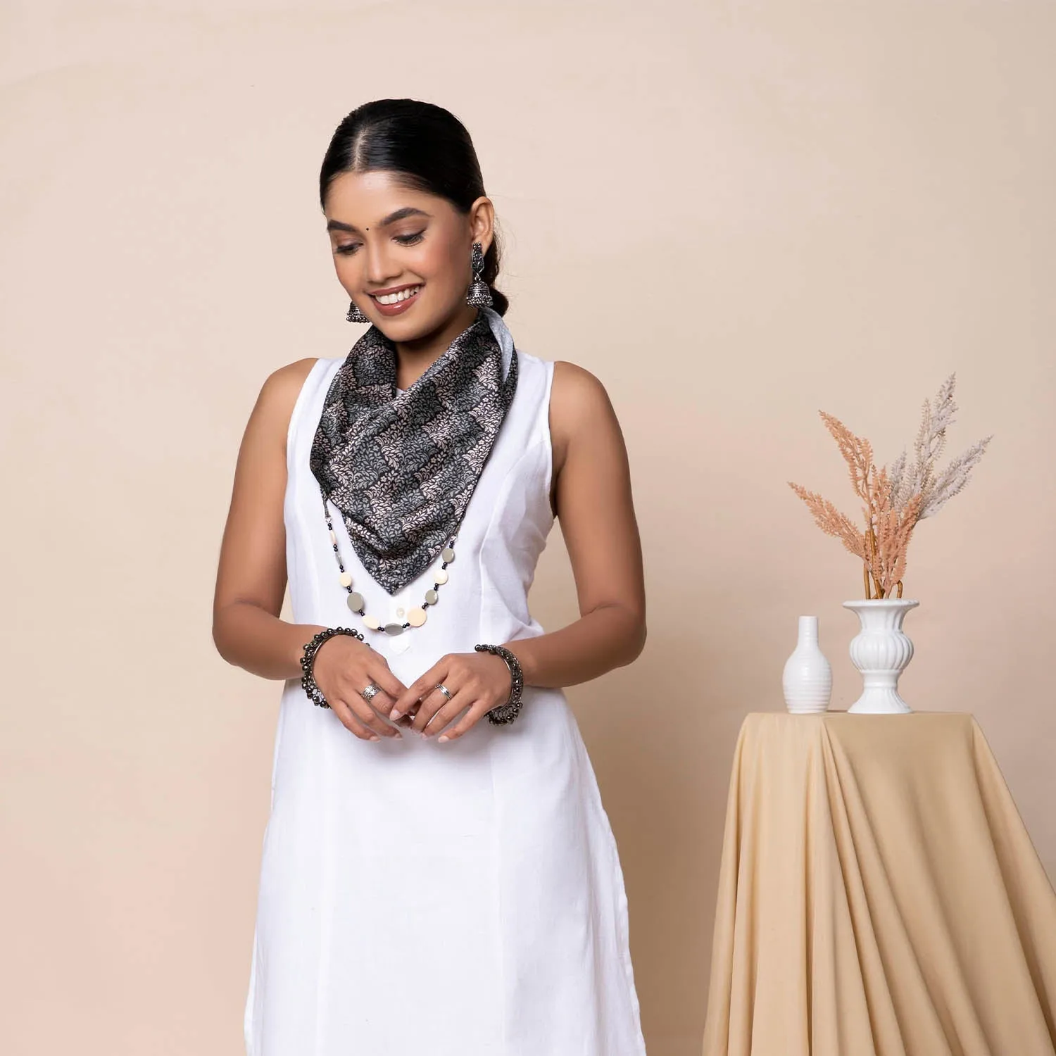 Mewari Royalty Necklace Scarf