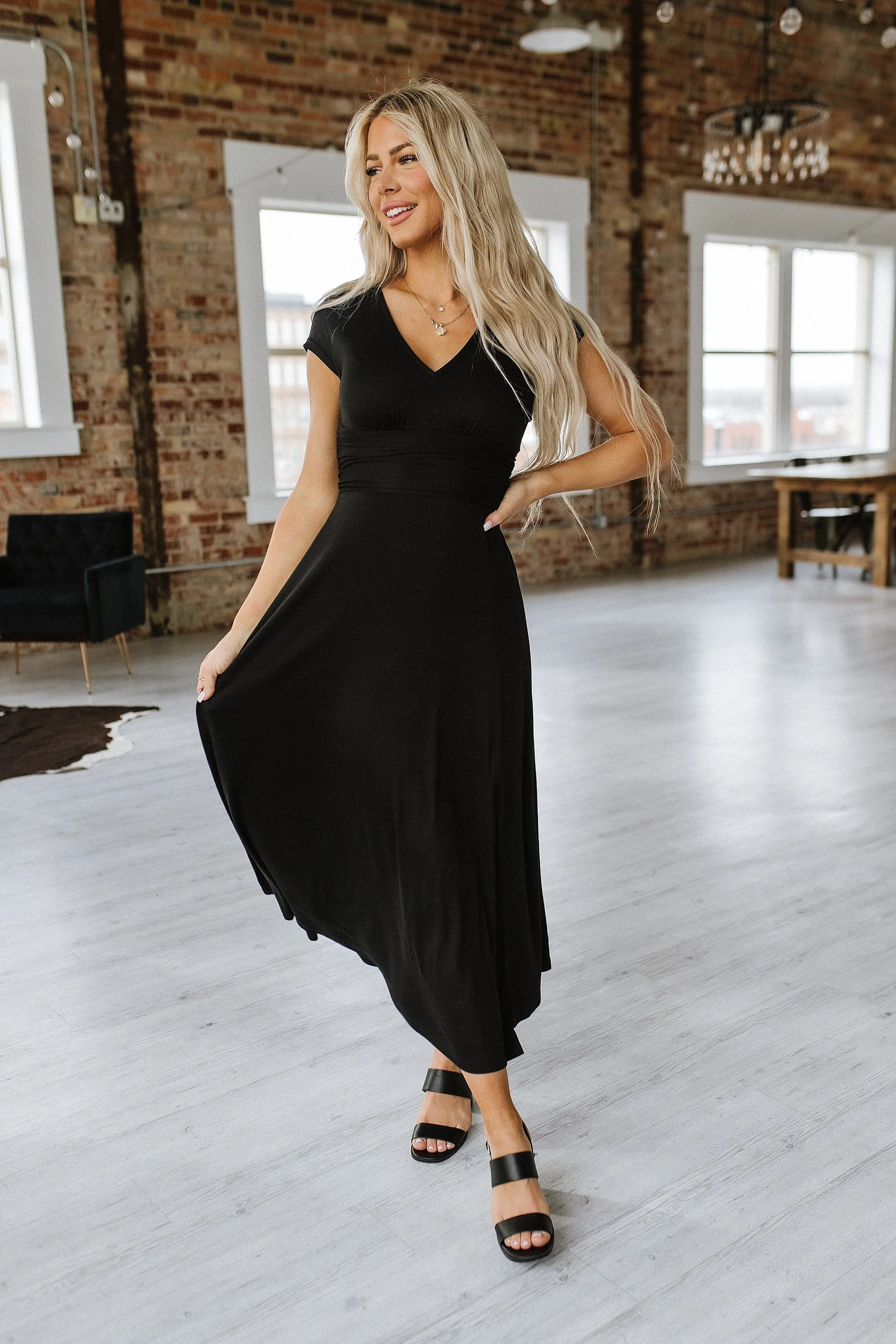 Walter V-Neck Maxi Dress | DROPSHIP
