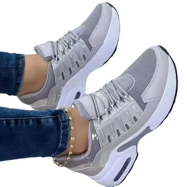 Women's Breathable Lace-Up Casual Sneakers
